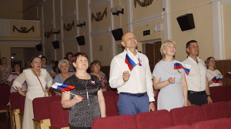 Праздничный концерт в честь Дня России в Советском районе Праздничный концерт в честь Дня России в Советском районе