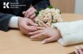 Крымские пары все чаще выбирают свадьбы с национальным колоритом