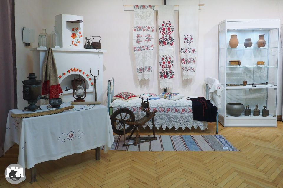 Черноморский музей впервые представил выставку «Славянский быт» в Феодосии