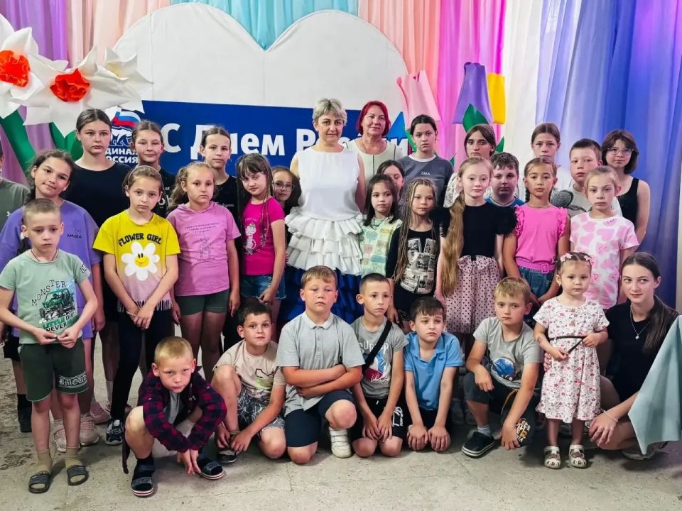 Антон Кравец: Летние каникулы в Нижнегорском районе проходят ярко, интересно и с пользой для здоровья! Антон Кравец: Летние каникулы в Нижнегорском районе проходят ярко, интересно и с пользой для здоровья!