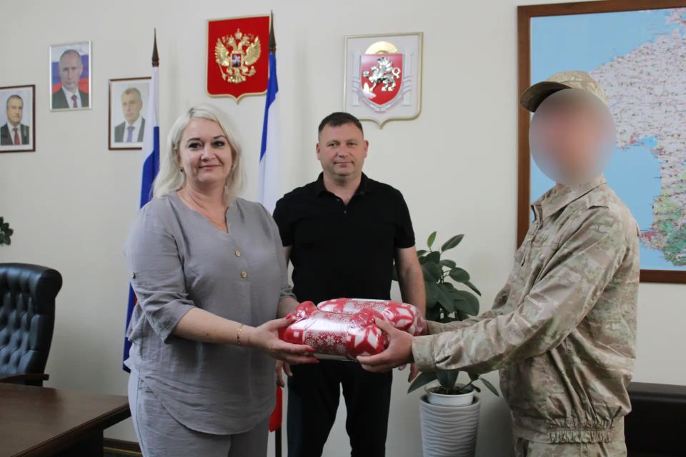 В Администрацию района поступило обращение от военнослужащих, проходящих службу на нашей территории В Администрацию района поступило обращение от военнослужащих, проходящих службу на нашей территории