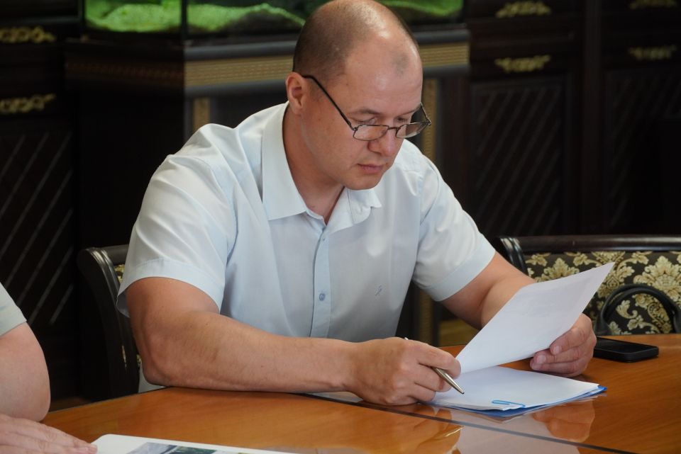 Иван Кошель обсудил срыв графиков вывоза мусора Иван Кошель обсудил срыв графиков вывоза мусора
