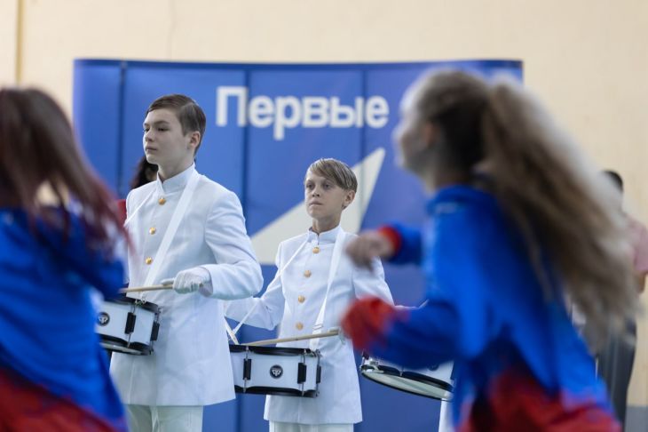 В Крыму обсудили развитие проектов Движения Первых и летнюю кампанию для школьников