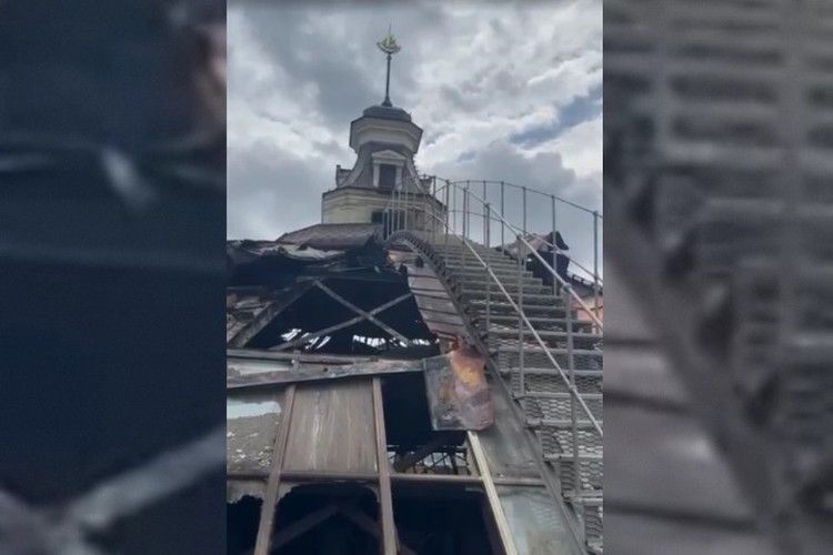 Чудом уцелело 16 фрагментов полотна: в панораме Севастополя подсчитывают ущерб от вражеской атаки Чудом уцелело 16 фрагментов полотна: в панораме Севастополя подсчитывают ущерб от вражеской атаки