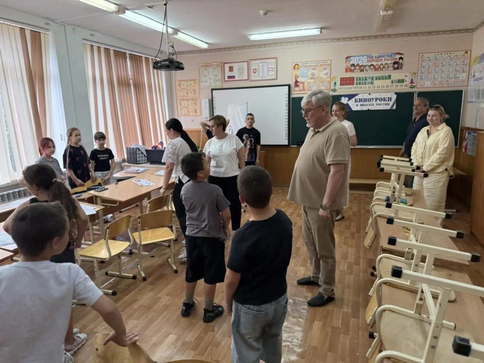 Игорь Ивин проверил работу пришкольных лагерей Игорь Ивин проверил работу пришкольных лагерей