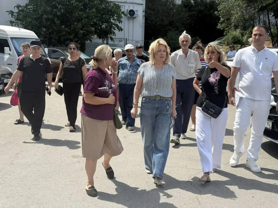 Янина Павленко: Выезд в Кореиз и встреча с жителями Янина Павленко: Выезд в Кореиз и встреча с жителями