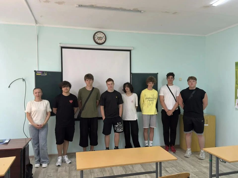 Отделы ЗАГС Республики Крым продолжают цикл лекций для несовершеннолетних под названием «Защита прав детей – дело государственное» Отделы ЗАГС Республики Крым продолжают цикл лекций для несовершеннолетних под названием «Защита прав детей – дело государственное»