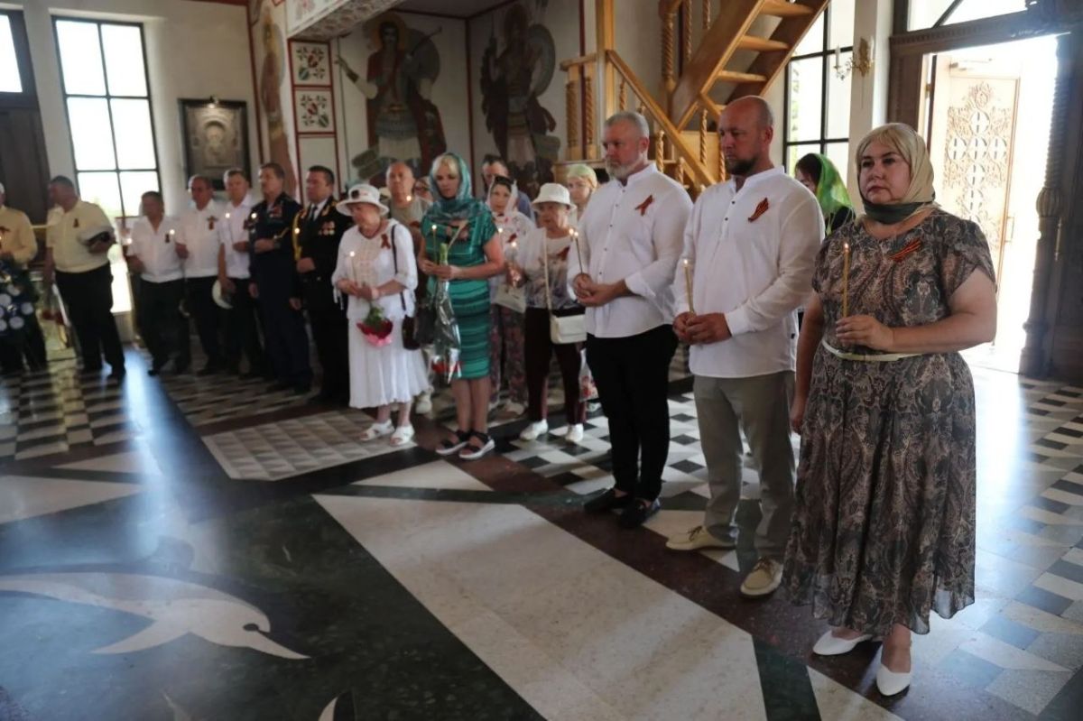 Галина Огнёва: День памяти и скорби. В 85-ю годовщину начала Великой Отечественной войны на территории храма Святителя Николая Чудотворца в селе Малореченское состоялось памятное мероприятие Галина Огнёва: День памяти и скорби. В 85-ю годовщину начала Великой Отечественной войны на территории храма Святителя Николая Чудотворца в селе Малореченское состоялось памятное мероприятие