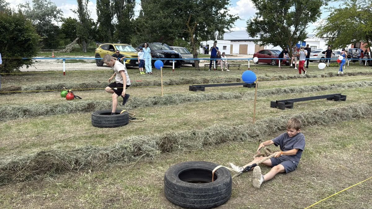 Антон Кравец: В Нижнегорском состоялось спортивное событие — гонка с препятствиями «Богатырская тропа» Антон Кравец: В Нижнегорском состоялось спортивное событие — гонка с препятствиями «Богатырская тропа»