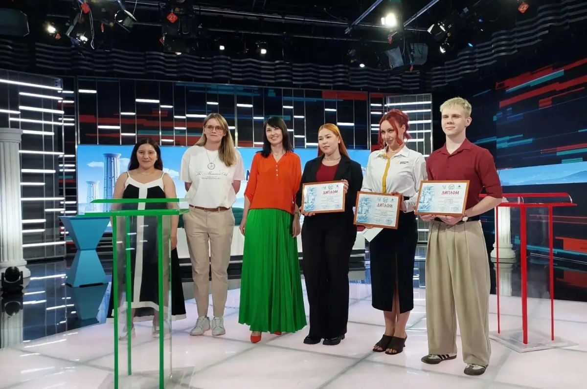 Команда Ялтинского экономико-технологического колледжа одержала абсолютную победу в суперфинале игры «АГОНиМЫ» Команда Ялтинского экономико-технологического колледжа одержала абсолютную победу в суперфинале игры «АГОНиМЫ»