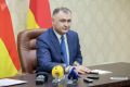 Глава Южной Осетии Алан Гаглоев объявил о сложении полномочий