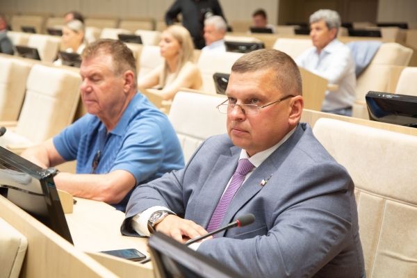 Завершилась четвёртая сессия Государственного Совета Республики Крым III созыва Завершилась четвёртая сессия Государственного Совета Республики Крым III созыва