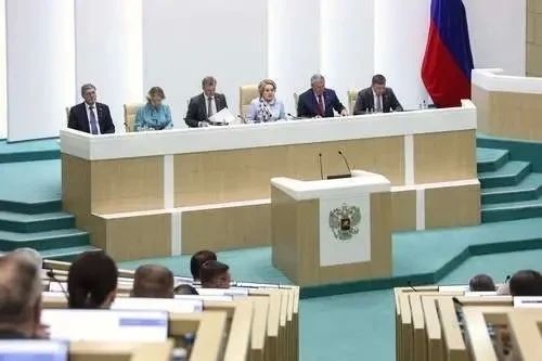 Екатерина Алтабаева: Одобрены изменения закона, направленные на защиту трудовых прав военнослужащих, получивших инвалидность