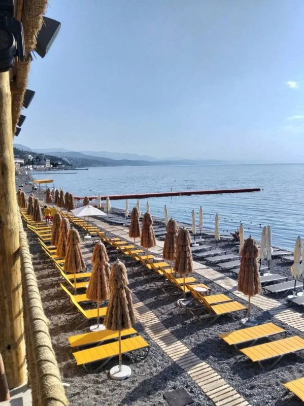 Температура морской воды у берегов Крыма 1 июля: Температура морской воды у берегов Крыма 1 июля: