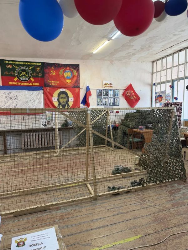 Глава администрации Бахчисарайского района Анжелика Ястребова совместно с депутатами Государственного совета Республики Крым Ольгой Виноградовой и Василием Рогатиным, а также главой Куйбышевского сельского поселения Ларисой... Глава администрации Бахчисарайского района Анжелика Ястребова совместно с депутатами Государственного совета Республики Крым Ольгой Виноградовой и Василием Рогатиным, а также главой Куйбышевского сельского поселения Ларисой...