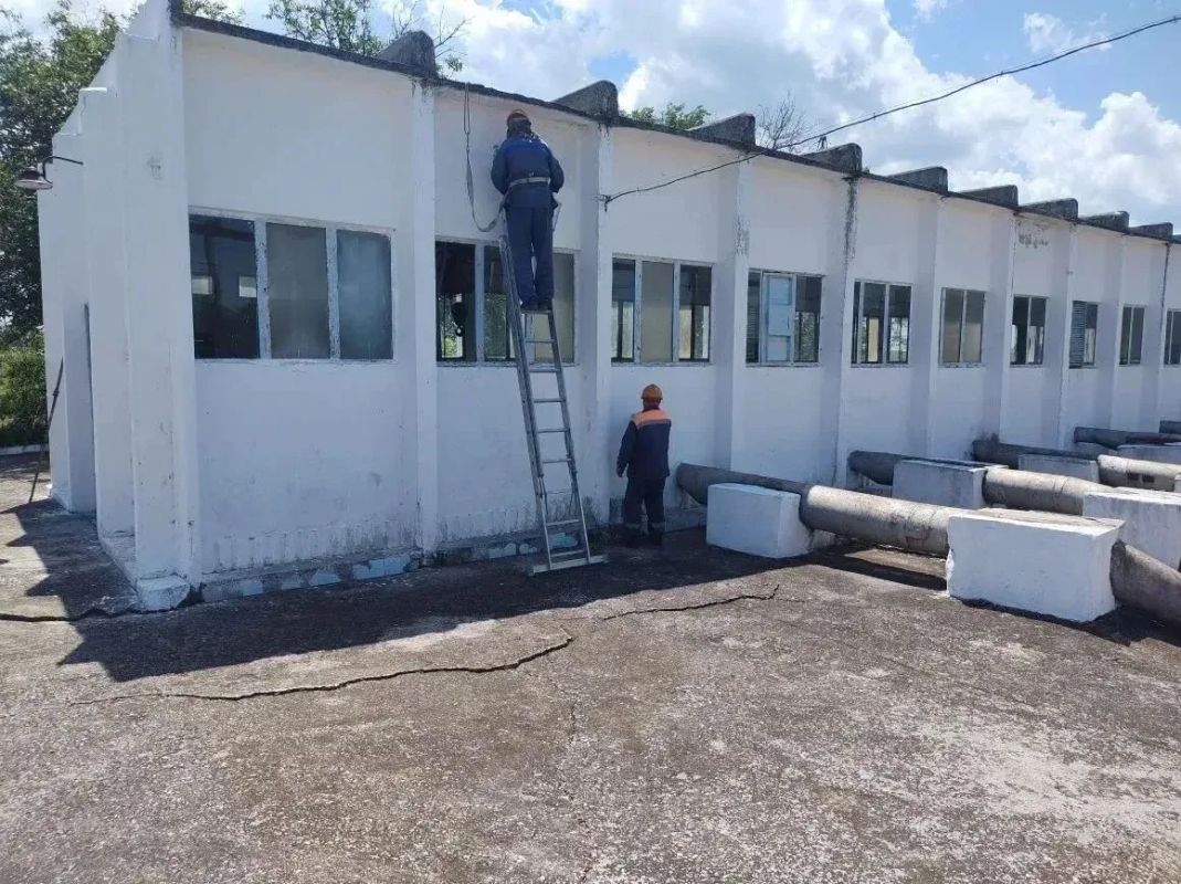 Водохозяйственное учреждение Республики Крым выполняет уходные работы для обеспечения стабильной работы инженерной инфраструктуры государственной мелиоративной сети