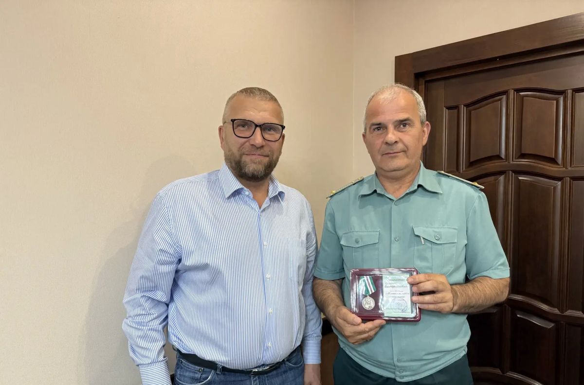 Валерий Пикалёв прибыл с рабочим визитом в Крымскую таможню Валерий Пикалёв прибыл с рабочим визитом в Крымскую таможню