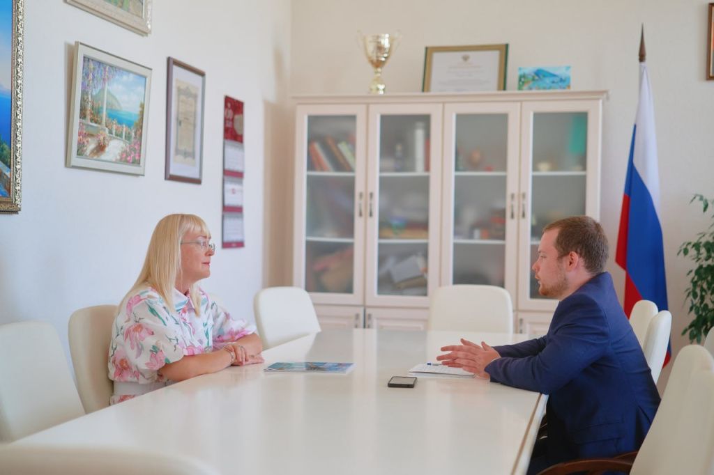 Закулисье «Крымской газеты»: от идеи до типографии Закулисье «Крымской газеты»: от идеи до типографии