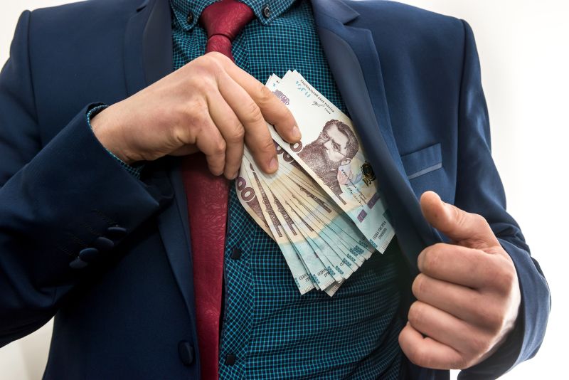 Украинский олигарх идёт в Госдуму? История невероятная, объяснение - простое Украинский олигарх идёт в Госдуму? История невероятная, объяснение - простое