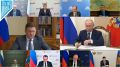 Президент России Владимир Путин провел совещание с членами правительства по теме работы топливного и транспортного комплекса в нынешней ситуации
