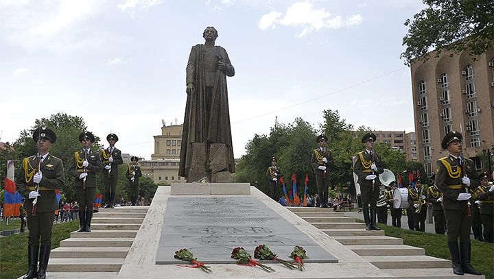 Не только "село полководцев". Чего Мария Захарова недосмотрела с Арменией? Секрет политической живучести Пашиняна разоблачён Не только "село полководцев". Чего Мария Захарова недосмотрела с Арменией? Секрет политической живучести Пашиняна разоблачён