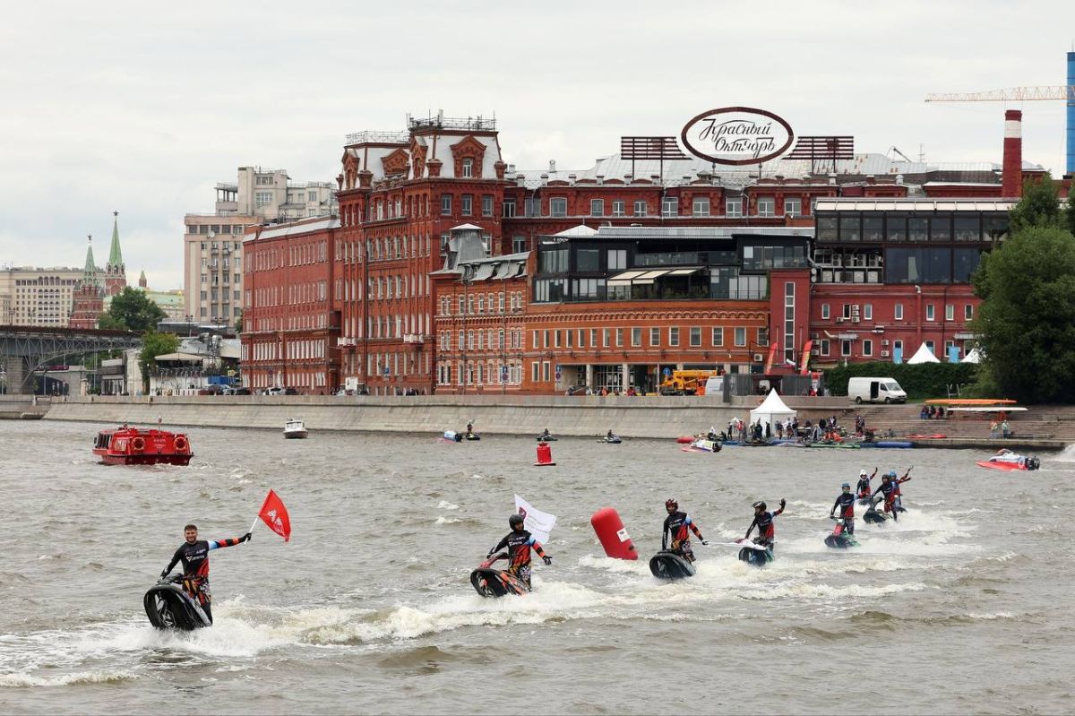 19 июля в Москве в Парке искусств «Музеон» состоится уличный фестиваль «Две реки», организованный Департаментом спорта города Москвы