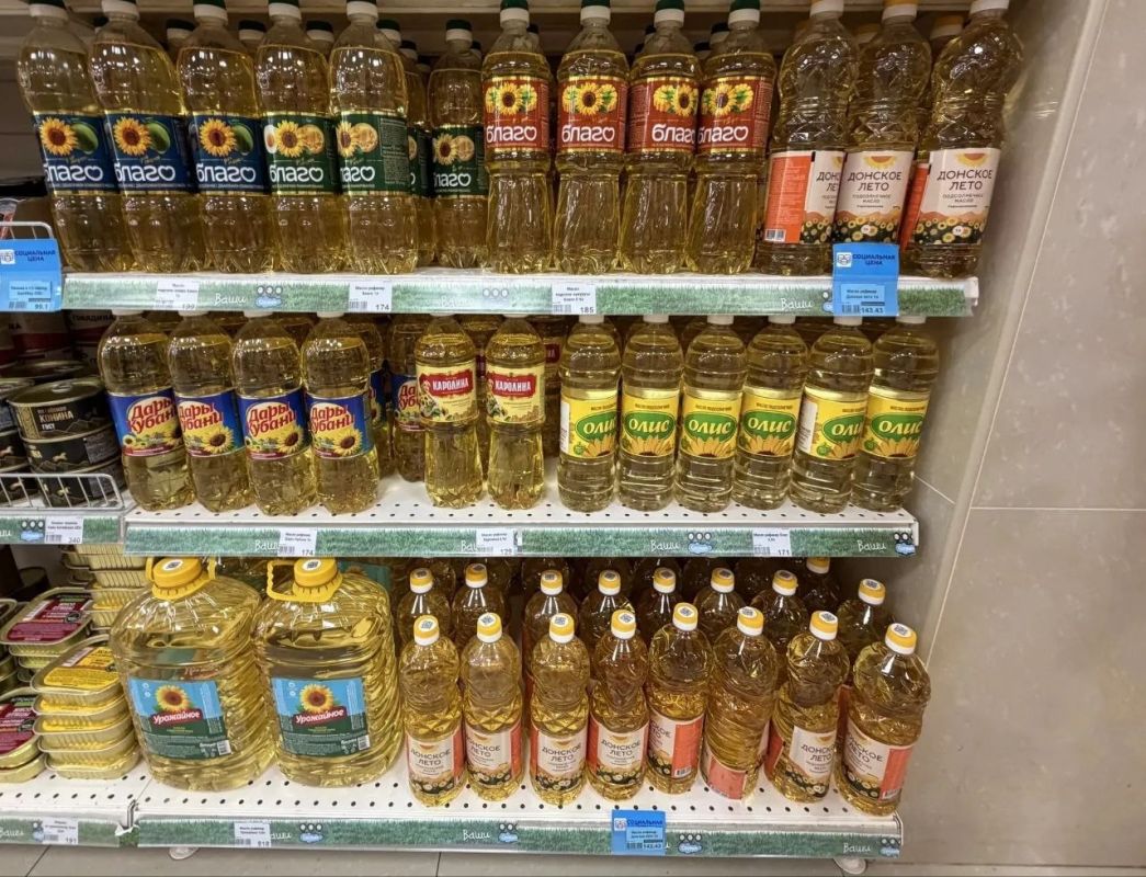 Галина Огнёва: Сегодня по поручению Председателя Совета министров Республики Крым Юрия Михайловича Гоцанюка и министра промышленности и торговли Республики Крым Анушавана Араратовича Агаджаняна проверила магазины, которые на... Галина Огнёва: Сегодня по поручению Председателя Совета министров Республики Крым Юрия Михайловича Гоцанюка и министра промышленности и торговли Республики Крым Анушавана Араратовича Агаджаняна проверила магазины, которые на...