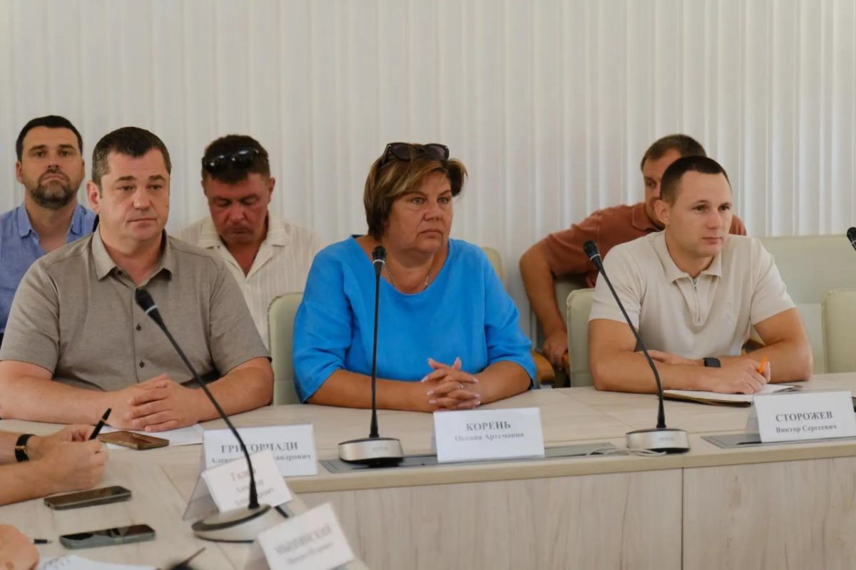 Вместе с Константином Валентиновичем Шимановским провели традиционное аппаратное совещание Вместе с Константином Валентиновичем Шимановским провели традиционное аппаратное совещание
