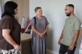 Глава администрации Бахчисарайского района Анжелика Ястребова вручила ключи от долгожданных квартир двум жителям Бахчисарайского района из числа детей-сирот и детей, оставшихся без попечения родителей