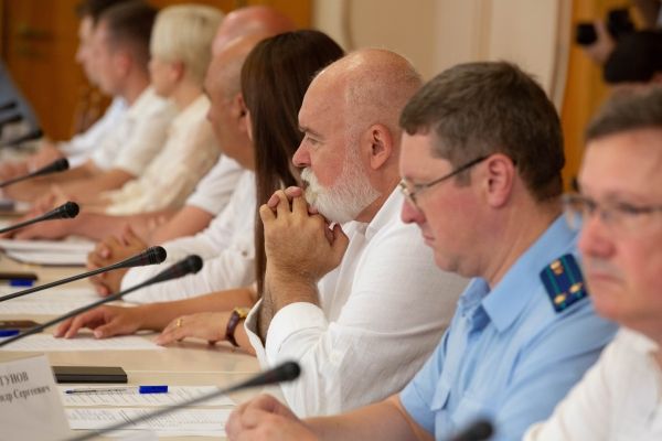 Новый состав Общественной палаты Республики Крым приступил к работе Новый состав Общественной палаты Республики Крым приступил к работе