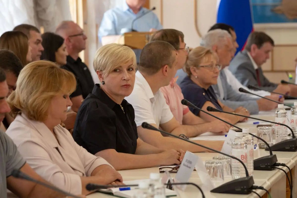 Общественная палата Крыма начала работу в обновлённом составе Общественная палата Крыма начала работу в обновлённом составе