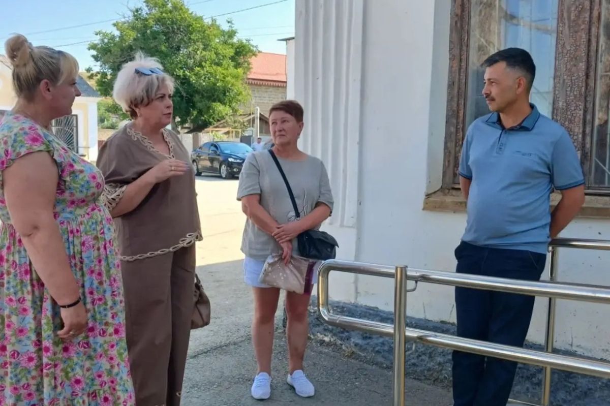 Председатель Бахчисарайского районного совета Ольга Урайкина провела выездной приём граждан