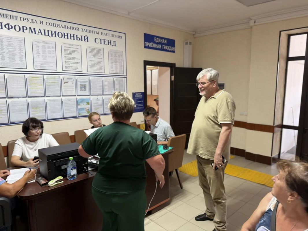 В центре внимания – доступность помощи: Игорь Ивин проверил работу пунктов приёма заявлений В центре внимания – доступность помощи: Игорь Ивин проверил работу пунктов приёма заявлений