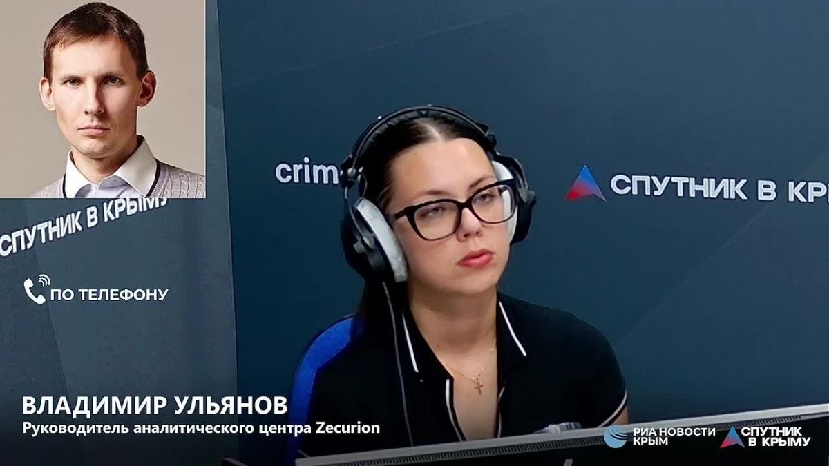 Приложения лучше всего скачивать с официальных сайтов разработчиков в интернете