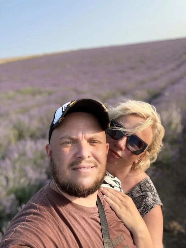 Комик Маргарита Родина приехала в Крым на день рождения свекрови Комик Маргарита Родина приехала в Крым на день рождения свекрови