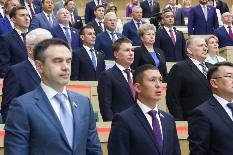 Юрий Нимченко: Принял участие в 617-м пленарном заседании Совета Федерации под председательством Валентины Ивановны Матвиенко Юрий Нимченко: Принял участие в 617-м пленарном заседании Совета Федерации под председательством Валентины Ивановны Матвиенко