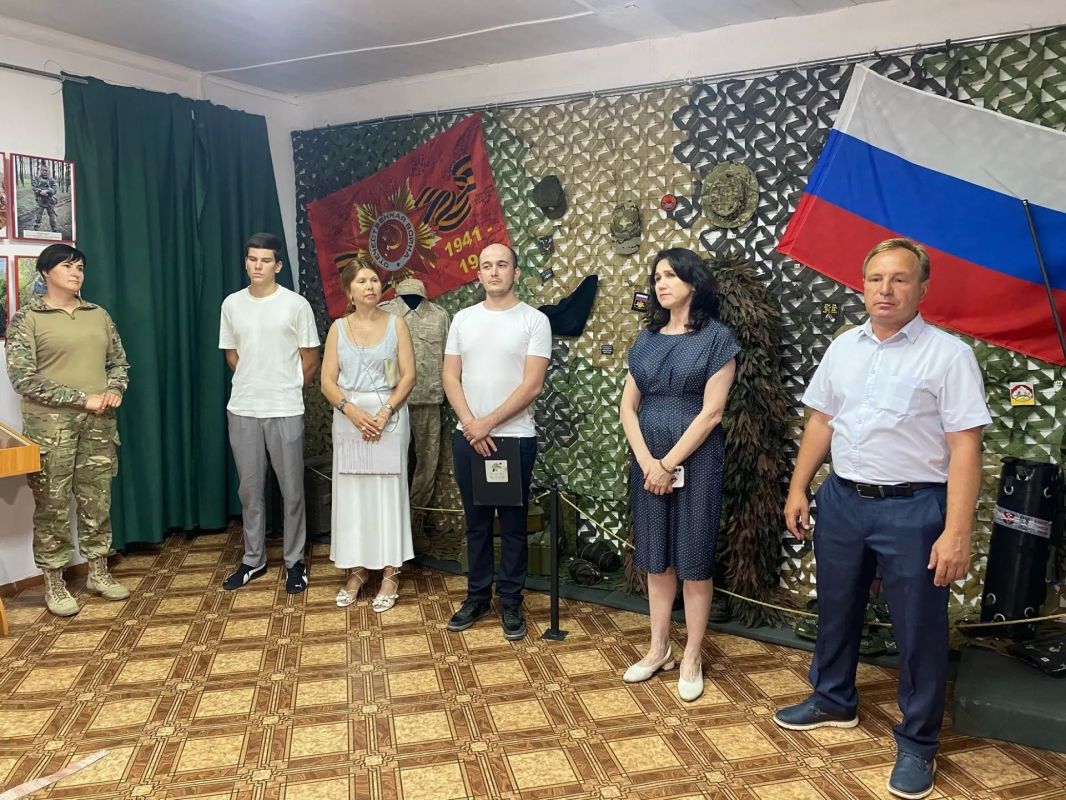 17 июля 2026 г. в ГБУ РК «Крымскотатарский музей культурно-исторического наследия» при поддержке Министерства культуры Республики Крым, состоялось открытие выставки «Защитники Отечества», посвященной участникам Специальной... 17 июля 2026 г. в ГБУ РК «Крымскотатарский музей культурно-исторического наследия» при поддержке Министерства культуры Республики Крым, состоялось открытие выставки «Защитники Отечества», посвященной участникам Специальной...