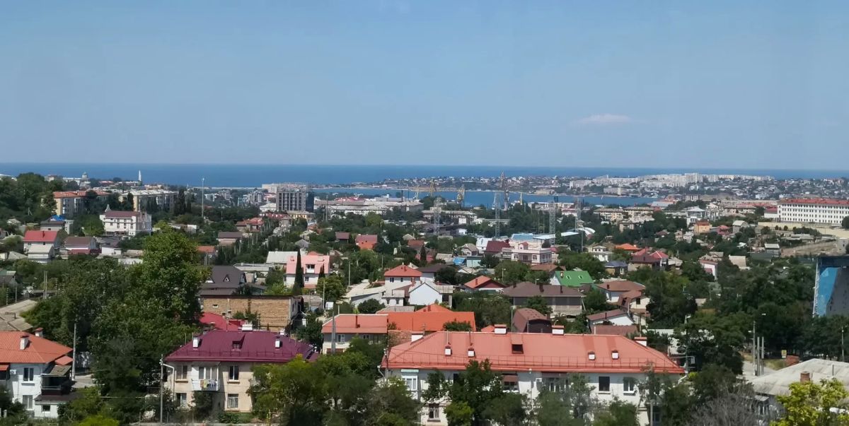 Завтра в Севастополе переменная облачность