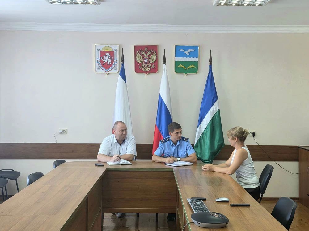 Глава Администрации Александр Соколовский провел совместный приём граждан с прокурором Первомайского района Романом Дугаренко Глава Администрации Александр Соколовский провел совместный приём граждан с прокурором Первомайского района Романом Дугаренко
