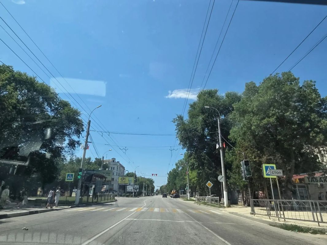 Администрация Керчи совместно с АО «Крымавтодор» продолжает обустройство дорожной инфраструктуры Администрация Керчи совместно с АО «Крымавтодор» продолжает обустройство дорожной инфраструктуры