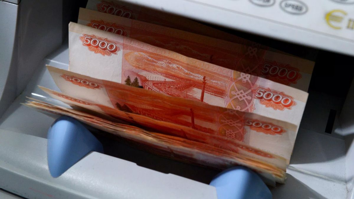 Кто из ялтинцев может подать заявку на выплаты при ЧС через "Госуслуги"