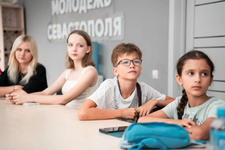 Молодежь Севастополя узнала о правилах поведения в цифровом мире Молодежь Севастополя узнала о правилах поведения в цифровом мире