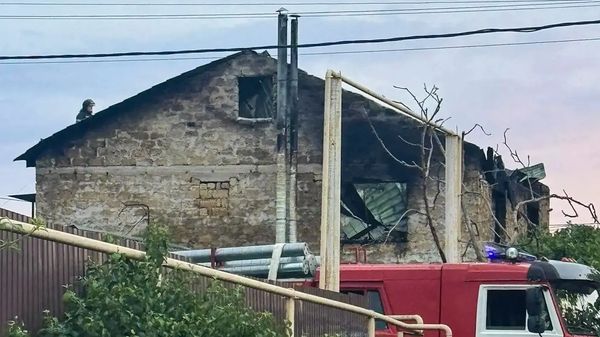В Севастополе на пожаре в доме пострадал мужчина