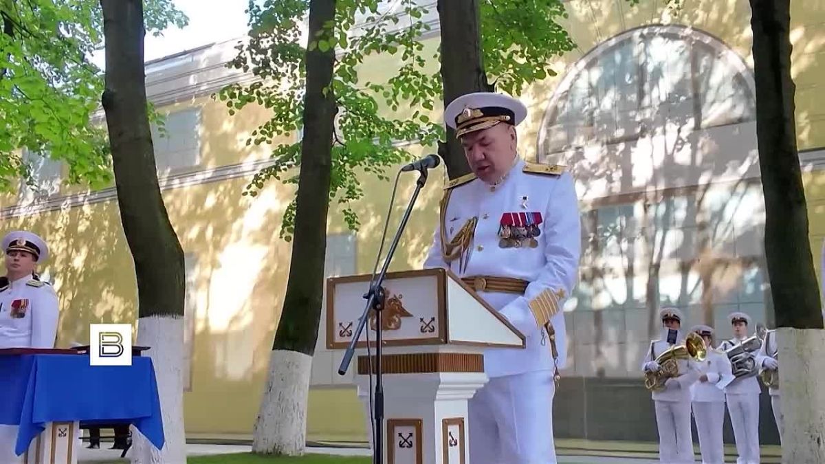 Защитнику Севастополя Павлу Нахимову открыли бюст в Санкт-Петербурге