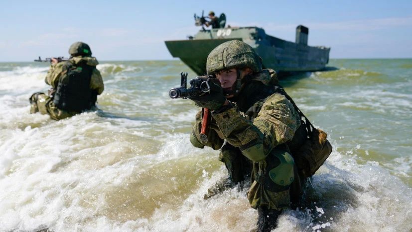 «У России есть только два союзника — её армия и флот» «У России есть только два союзника — её армия и флот»