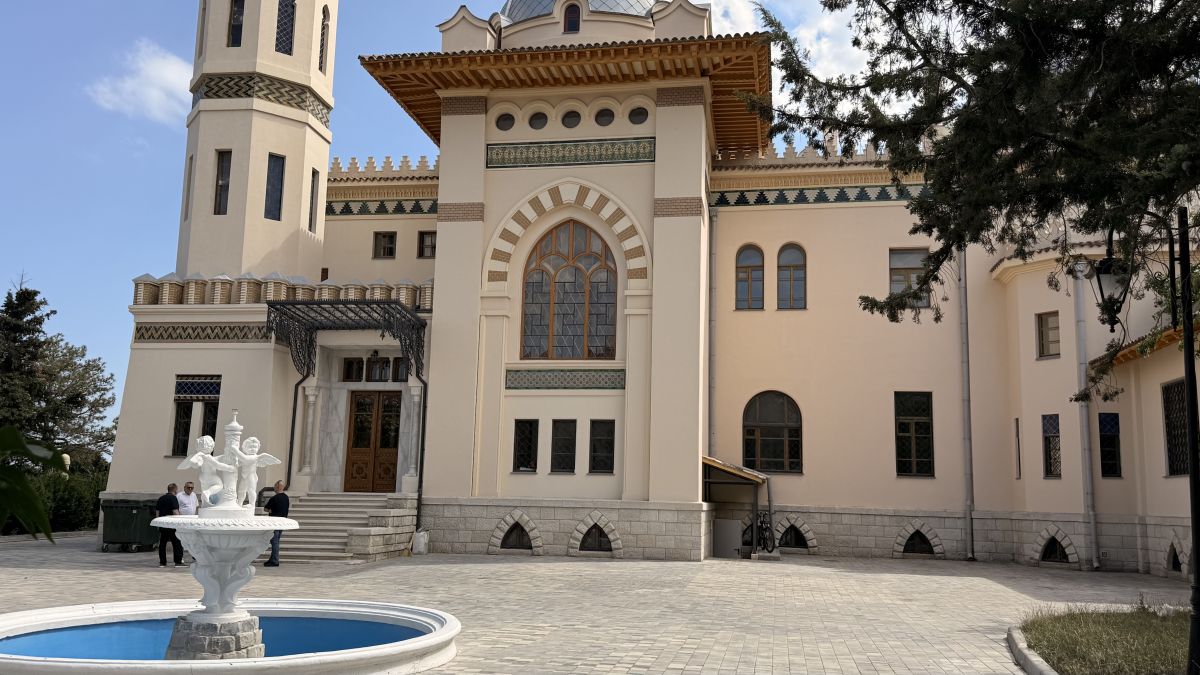 Эдуард Щеголев оценил готовность дачи Стамболи в Феодосии после завершения реставрации Эдуард Щеголев оценил готовность дачи Стамболи в Феодосии после завершения реставрации