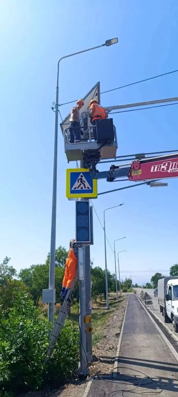 Регулярно получаем вопросы: «Почему не работает светофор?» Регулярно получаем вопросы: «Почему не работает светофор?»