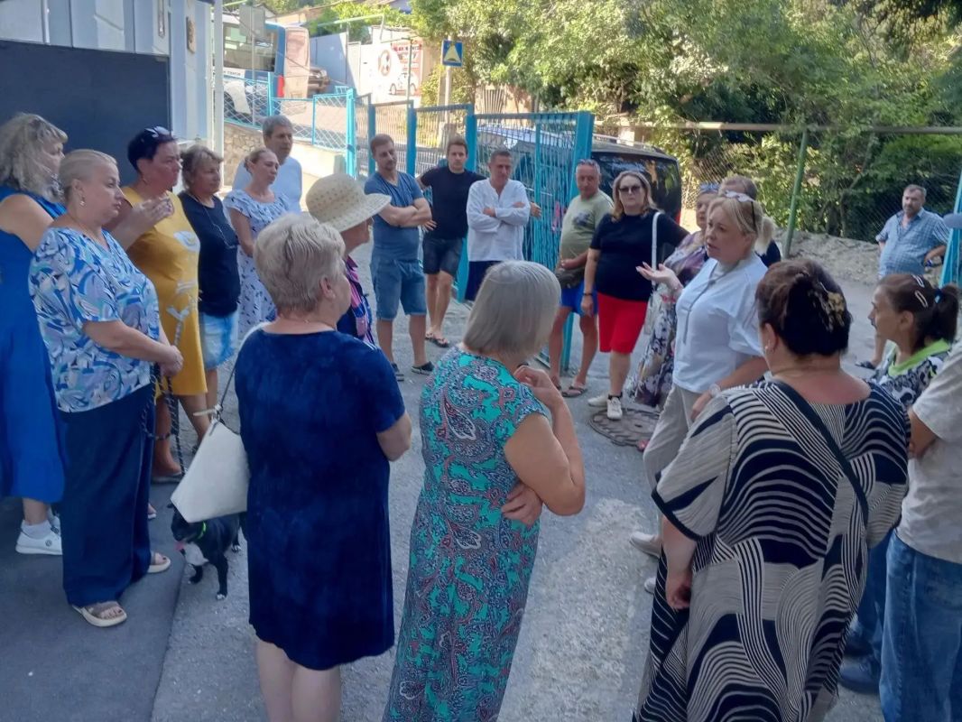 Янина Павленко: Береговое, Васильевка, улица Кривошты – выезды продолжаю, часть из них по обращениям граждан