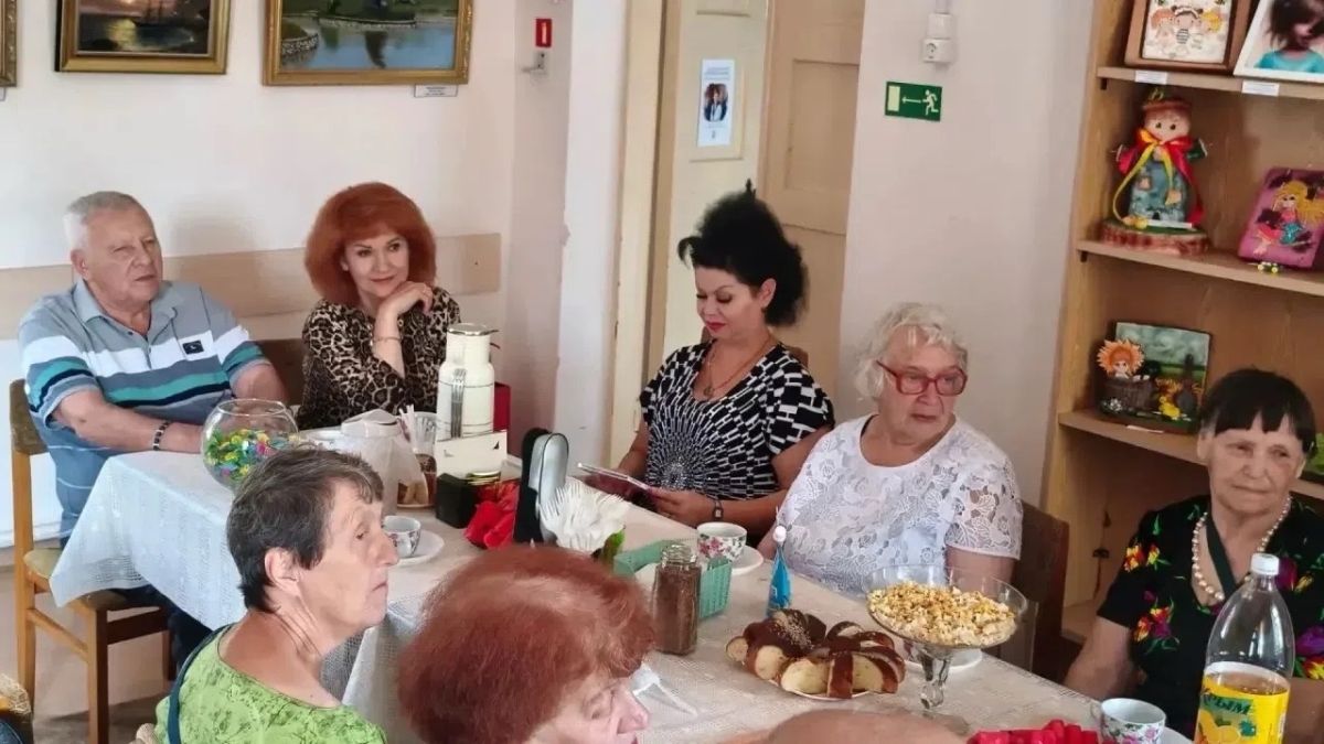 "Поэты не рождаются случайно" "Поэты не рождаются случайно"