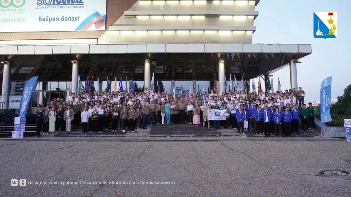 Студенты из Севастополя до конца сентября будут работать с КАМАЗами Студенты из Севастополя до конца сентября будут работать с КАМАЗами